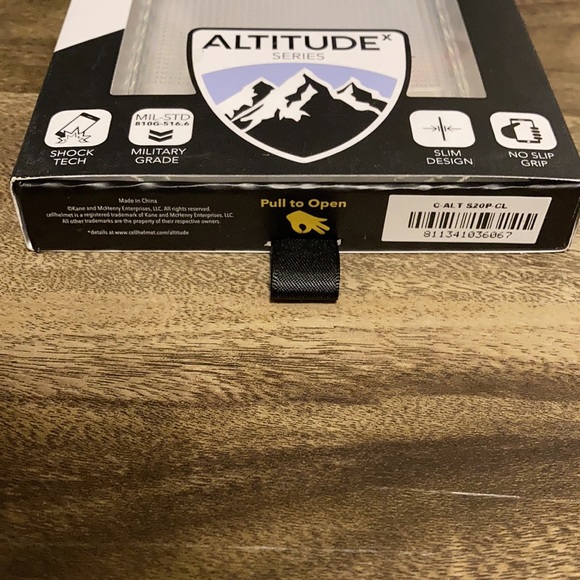 NWT Galaxy S 20 Plus “Cell helmet” altitude series phone case!! Clear - Picture 5 of 5